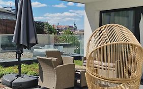 InPoint Apartments G11 near Old Town&Kazimierz District&Optional Paid Parking